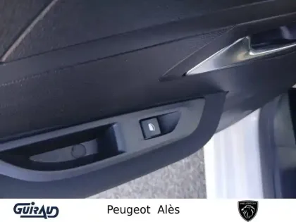 Photo 13 Peugeot 208  PureTech 75 S&S BVM5