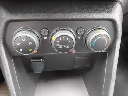 Photo 15 Dacia Sandero  SCe 65