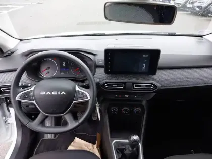 Photo 24 Dacia Sandero  SCe 65