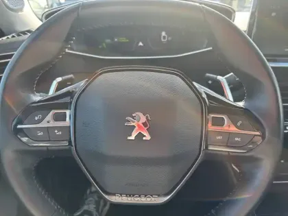 Photo 26 Peugeot 2008  BlueHDi 130 S&S EAT8