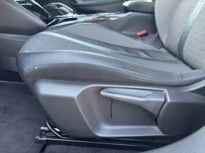 Photo 40 Peugeot 2008  BlueHDi 130 S&S EAT8