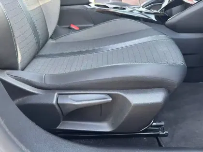 Photo 18 Peugeot 2008  BlueHDi 130 S&S EAT8