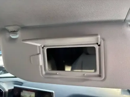 Photo 42 Peugeot 2008  BlueHDi 130 S&S EAT8