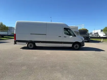 Photo 8 Mercedes Sprinter  FGN 317 CDI 43 3.5T RWD