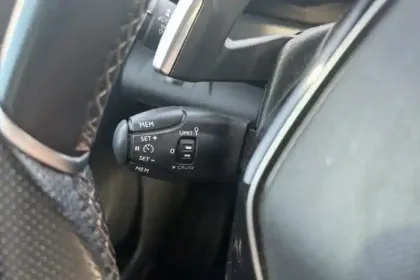 Photo 21 Peugeot Rifter  Standard PureTech 130 S&S EAT8 5pl