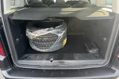 Photo 8 Peugeot Rifter  Standard PureTech 130 S&S EAT8 5pl