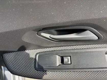 Photo 15 Dacia Sandero  ECO-G 100 GSR2