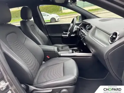 Photo 12 Mercedes Classe B  180 d 8G-DCT