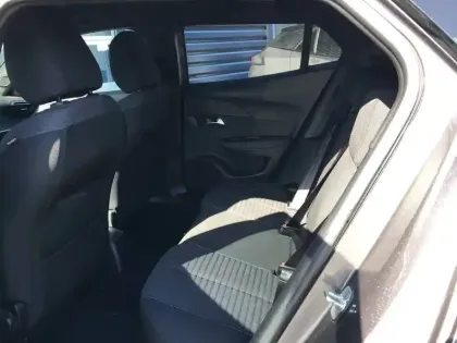 Photo 11 Peugeot 2008  PureTech 130 S&S EAT8