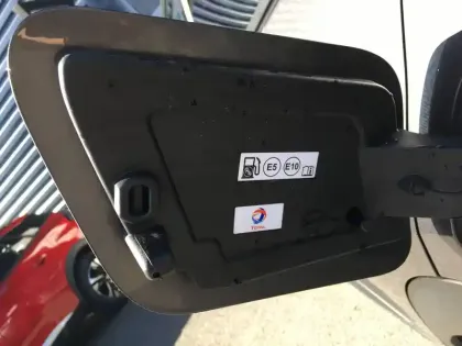 Photo 9 Peugeot 2008  PureTech 130 S&S EAT8