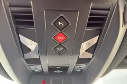 Photo 22 DS DS 7  Hybride Rechargeable E-Tense 300 EAT8 4x4