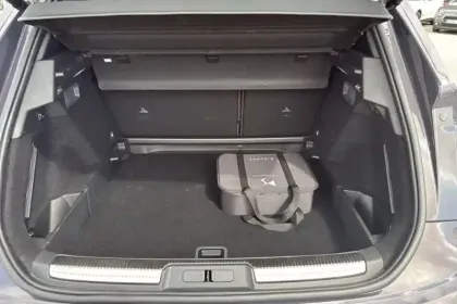 Photo 8 DS DS 7  Hybride Rechargeable E-Tense 300 EAT8 4x4