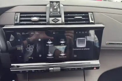 Photo 15 DS DS 7  Hybride Rechargeable E-Tense 300 EAT8 4x4