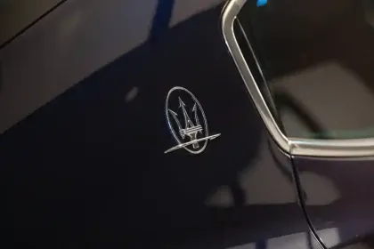 Photo 33 Maserati Ghibli  3.0 V6 350