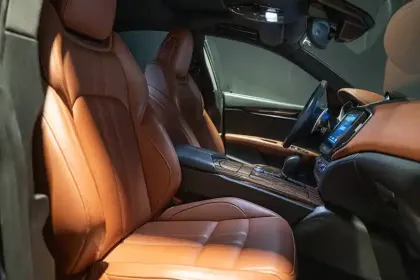 Photo 10 Maserati Ghibli  3.0 V6 350