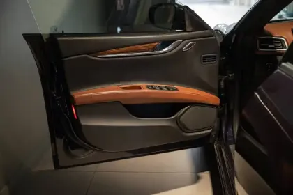 Photo 16 Maserati Ghibli  3.0 V6 350