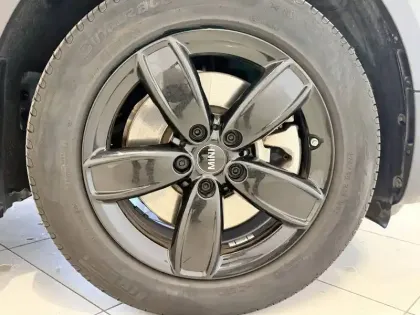 Photo 11 Mini Mini Countryman 125 - 95 ch ALL4 BVA6