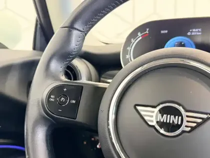 Photo 30 Mini Mini Hatch 3 Portes Cooper 136 ch DKG7