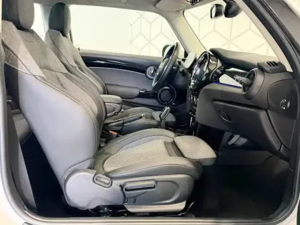 Photo 25 Mini Mini Hatch 3 Portes Cooper 136 ch DKG7