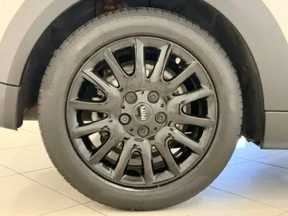 Photo 8 Mini Mini Hatch 3 Portes Cooper 136 ch DKG7