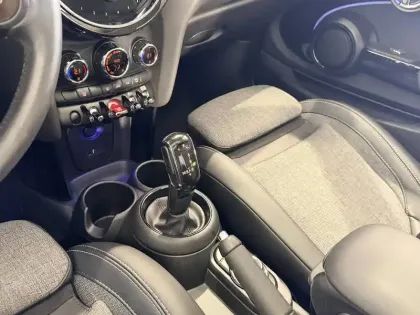 Photo 34 Mini Mini Hatch 3 Portes Cooper 136 ch DKG7