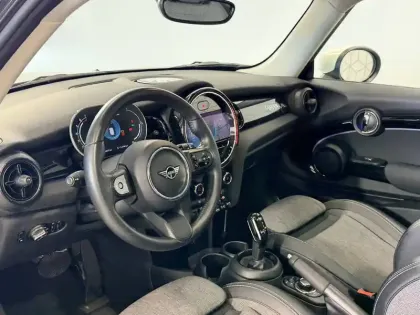 Photo 16 Mini Mini Hatch 3 Portes Cooper 136 ch DKG7