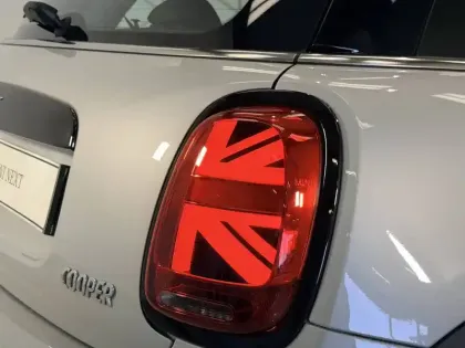 Photo 22 Mini Mini Hatch 3 Portes Cooper 136 ch DKG7