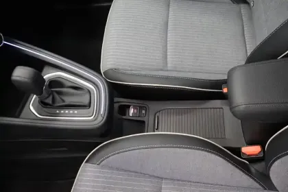 Photo 22 Renault Clio  E-Tech full hybrid 145 ch GSR2