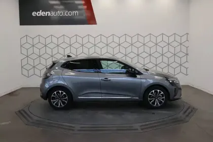 Photo 5 Renault Clio  E-Tech full hybrid 145 ch GSR2