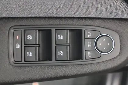 Photo 30 Renault Clio  E-Tech full hybrid 145 ch GSR2