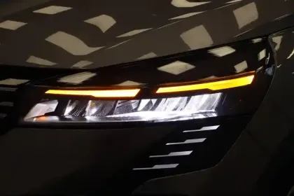 Photo 11 Renault Clio  E-Tech full hybrid 145 ch GSR2