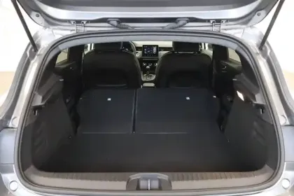 Photo 17 Renault Clio  E-Tech full hybrid 145 ch GSR2