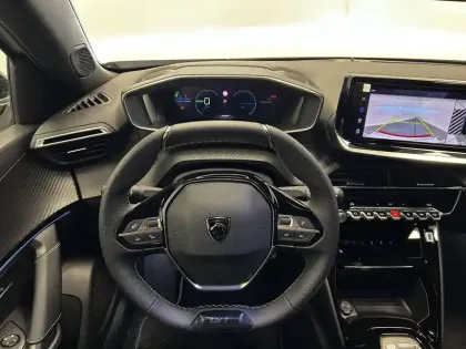 Photo 8 Peugeot 2008  Electrique 54 kWh 156 ch