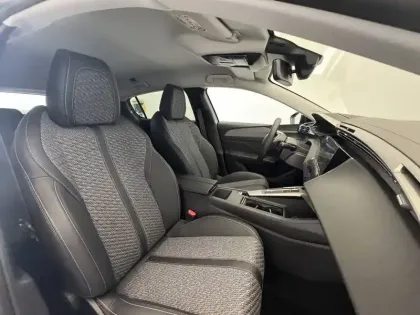 Photo 14 Peugeot 308  Plug-in Hybrid 195 ch e-DCS7