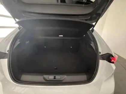 Photo 35 Peugeot 308  Plug-in Hybrid 195 ch e-DCS7