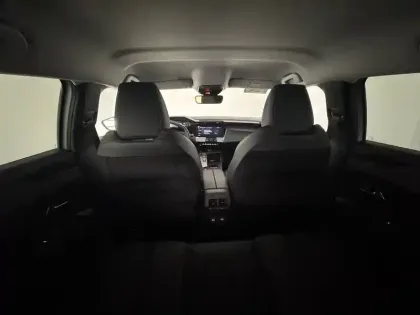 Photo 42 Peugeot 308  Plug-in Hybrid 195 ch e-DCS7