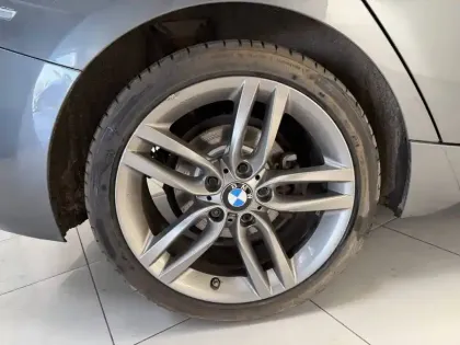 Photo 16 BMW Serie 1 116d 116 ch BVA8