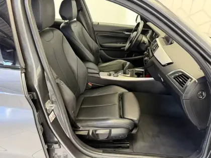 Photo 11 BMW Serie 1 116d 116 ch BVA8