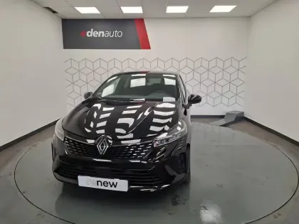 Photo 12 Renault Clio  E-Tech full hybrid 145 ch GSR2