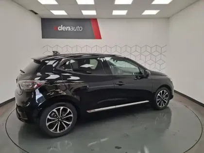 Photo 21 Renault Clio  E-Tech full hybrid 145 ch GSR2