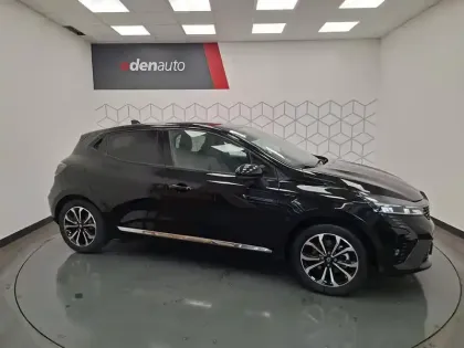 Photo 18 Renault Clio  E-Tech full hybrid 145 ch GSR2