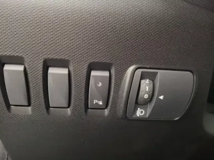 Photo 35 Renault Twingo  III TCe 95