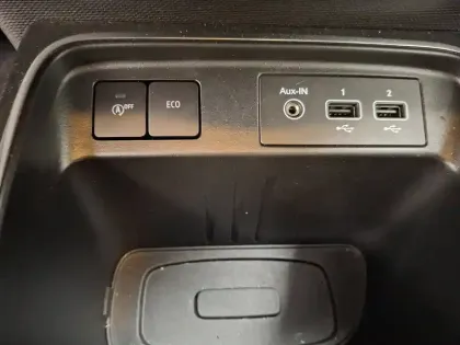 Photo 39 Renault Twingo  III TCe 95