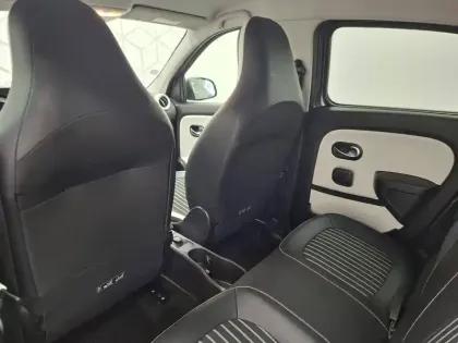 Photo 29 Renault Twingo  III TCe 95