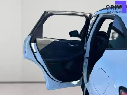 Photo 46 Ford Kuga  2.5 Duratec 190 ch FlexiFuel FHEV E85 Powershift