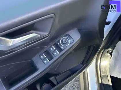 Photo 22 Ford Kuga  2.5 Duratec 190 ch FlexiFuel FHEV E85 Powershift