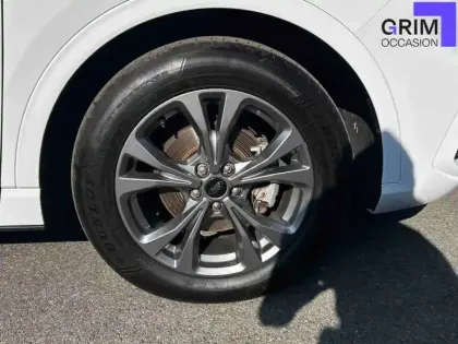 Photo 13 Ford Kuga  2.5 Duratec 190 ch FlexiFuel FHEV E85 Powershift