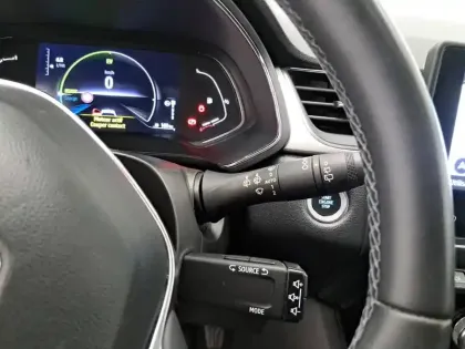 Photo 29 Renault Captur  E-Tech 145 - 21
