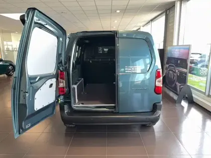 Photo 7 Peugeot Partner  FGN DIESEL 130 CH M CHARG UT MAJ AUT