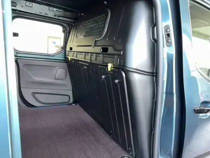 Photo 13 Peugeot Partner  FGN DIESEL 130 CH M CHARG UT MAJ AUT